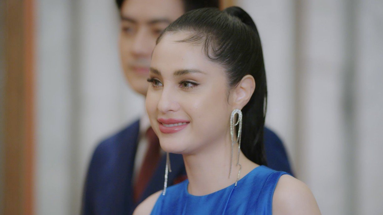ขวัญ อุษามณี 