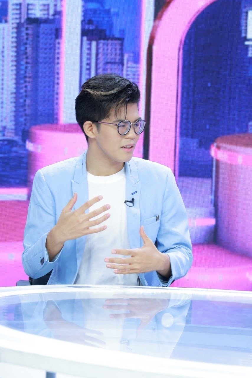 ไรอัล ไมค์ปลดหนี้