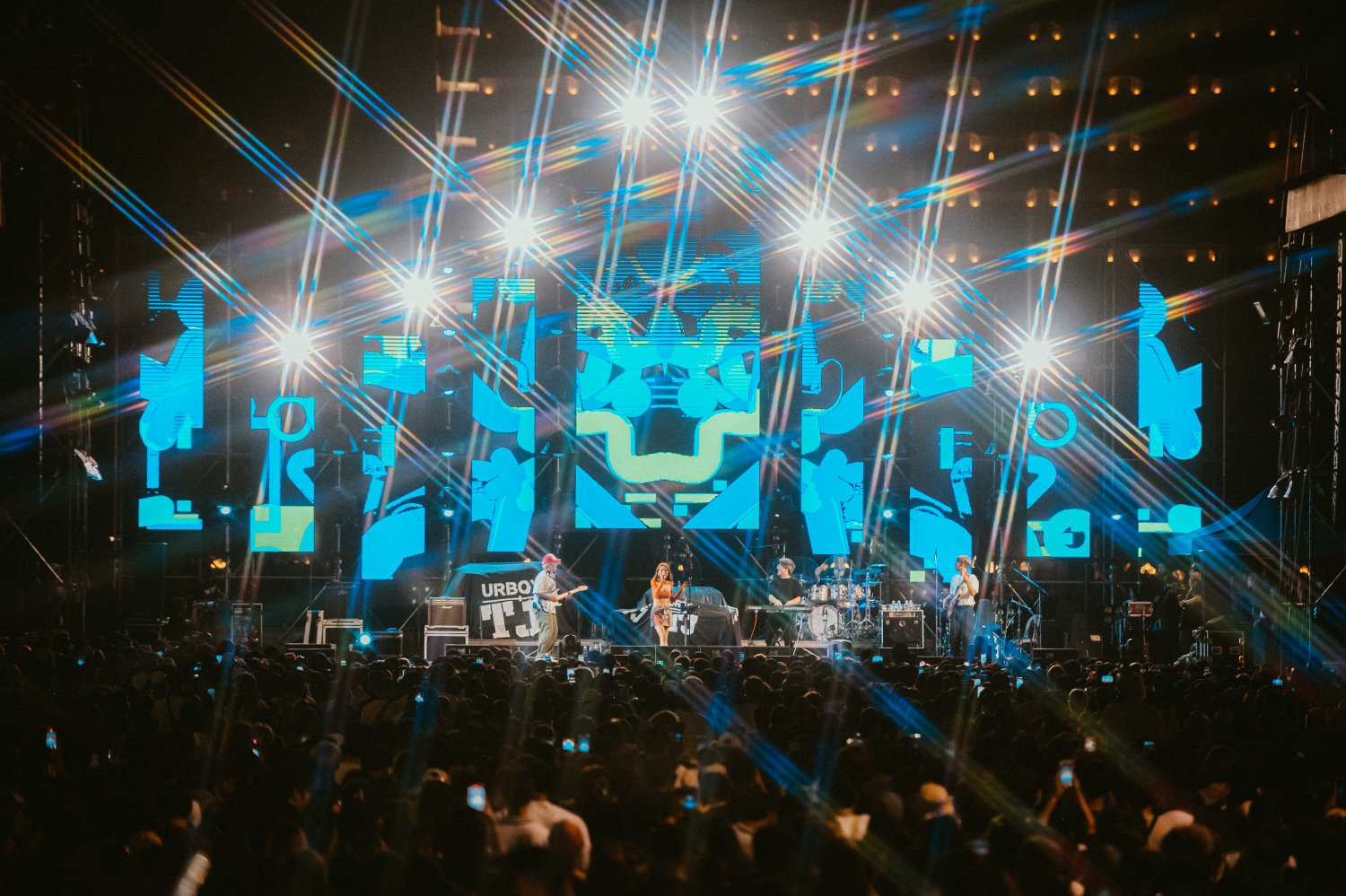 ฝั่งธนเฟส ฝั่งธนเฟส