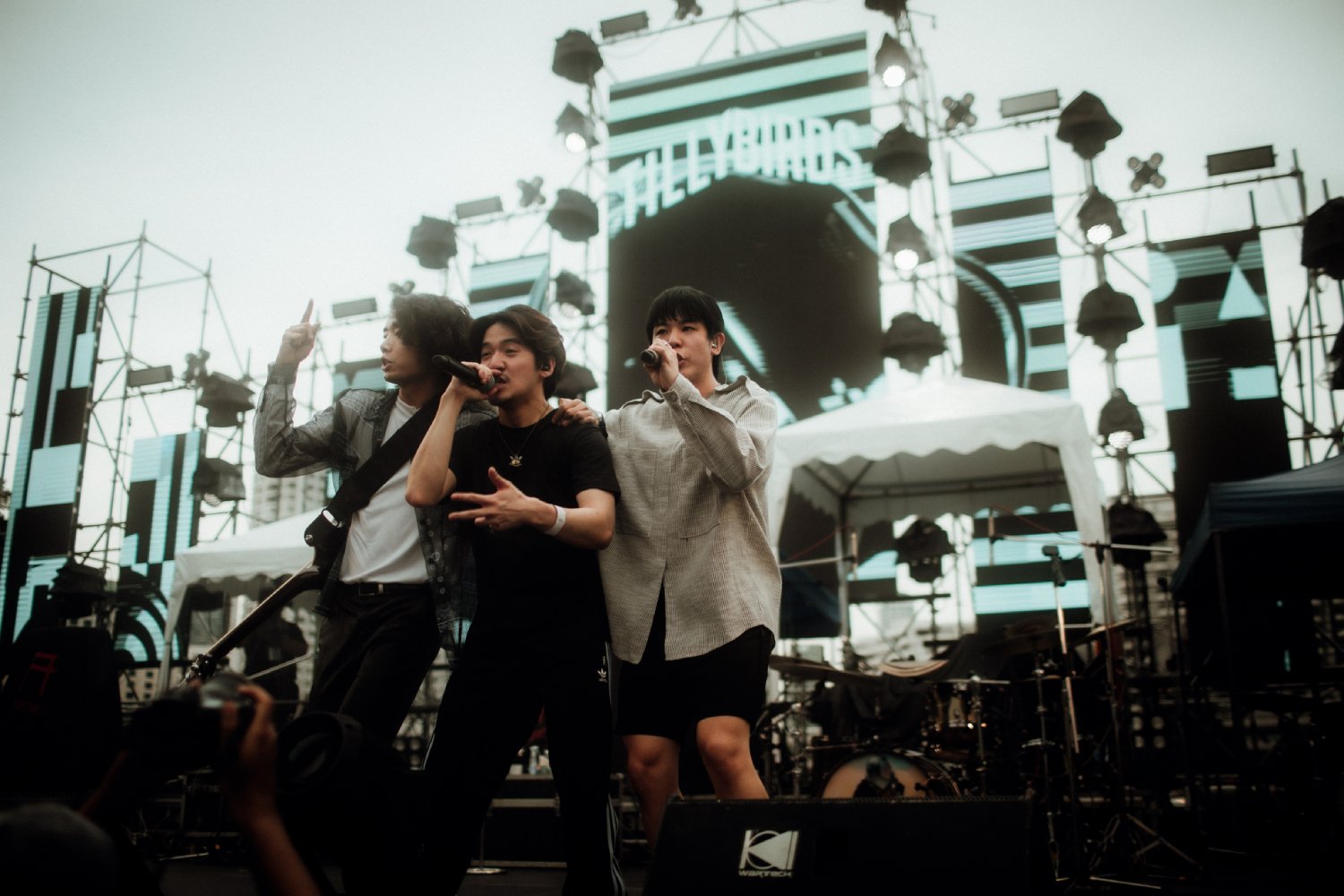 ฝั่งธนเฟส ฝั่งธนเฟส