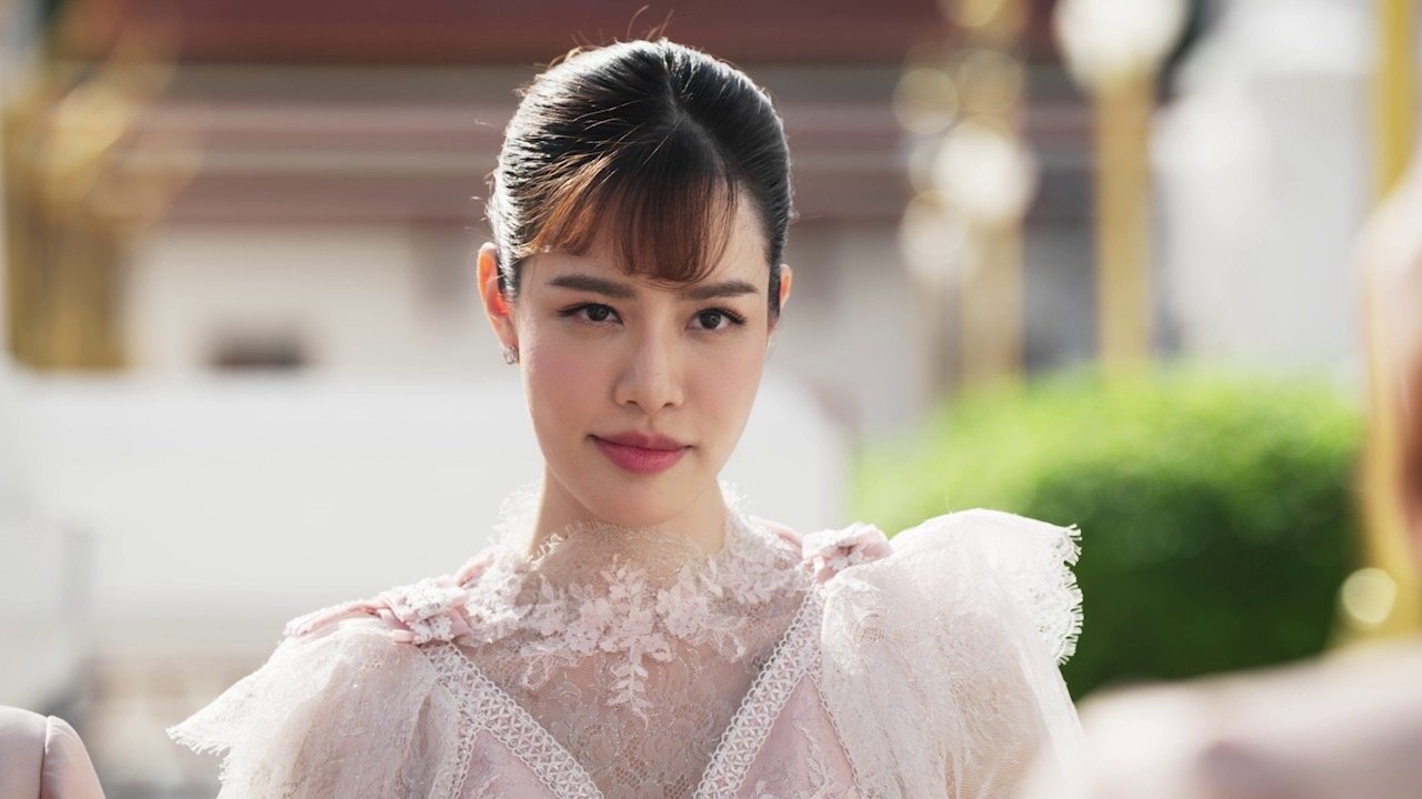 หลังคาใบบัว