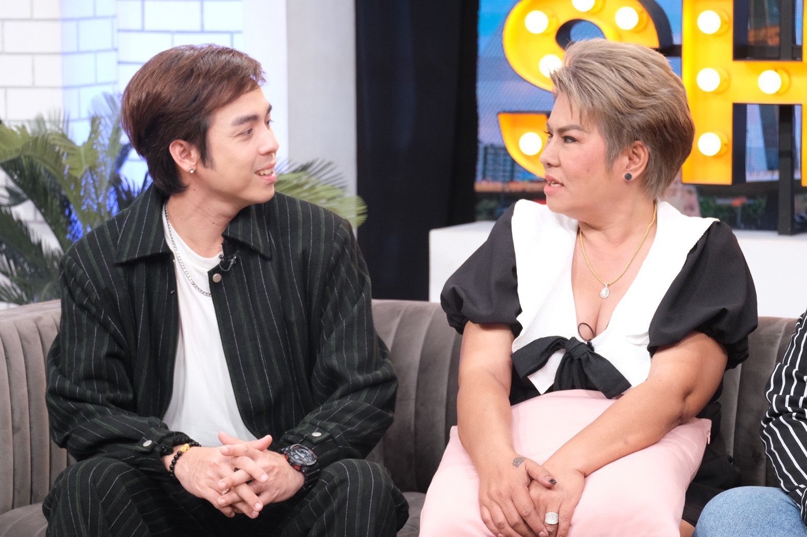 เจ๊อั๋น ชุลีพร