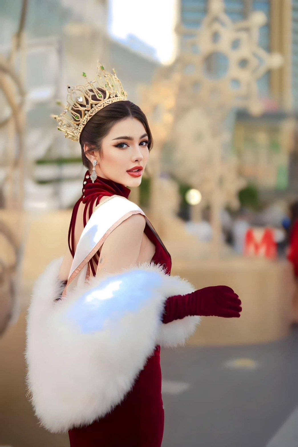 ซาลิน่า ฮอด์จคีส