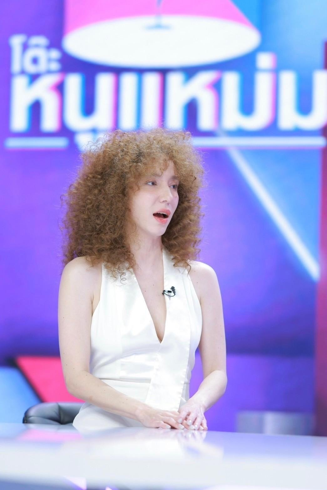 คลาวเดีย จักรพันธุ์