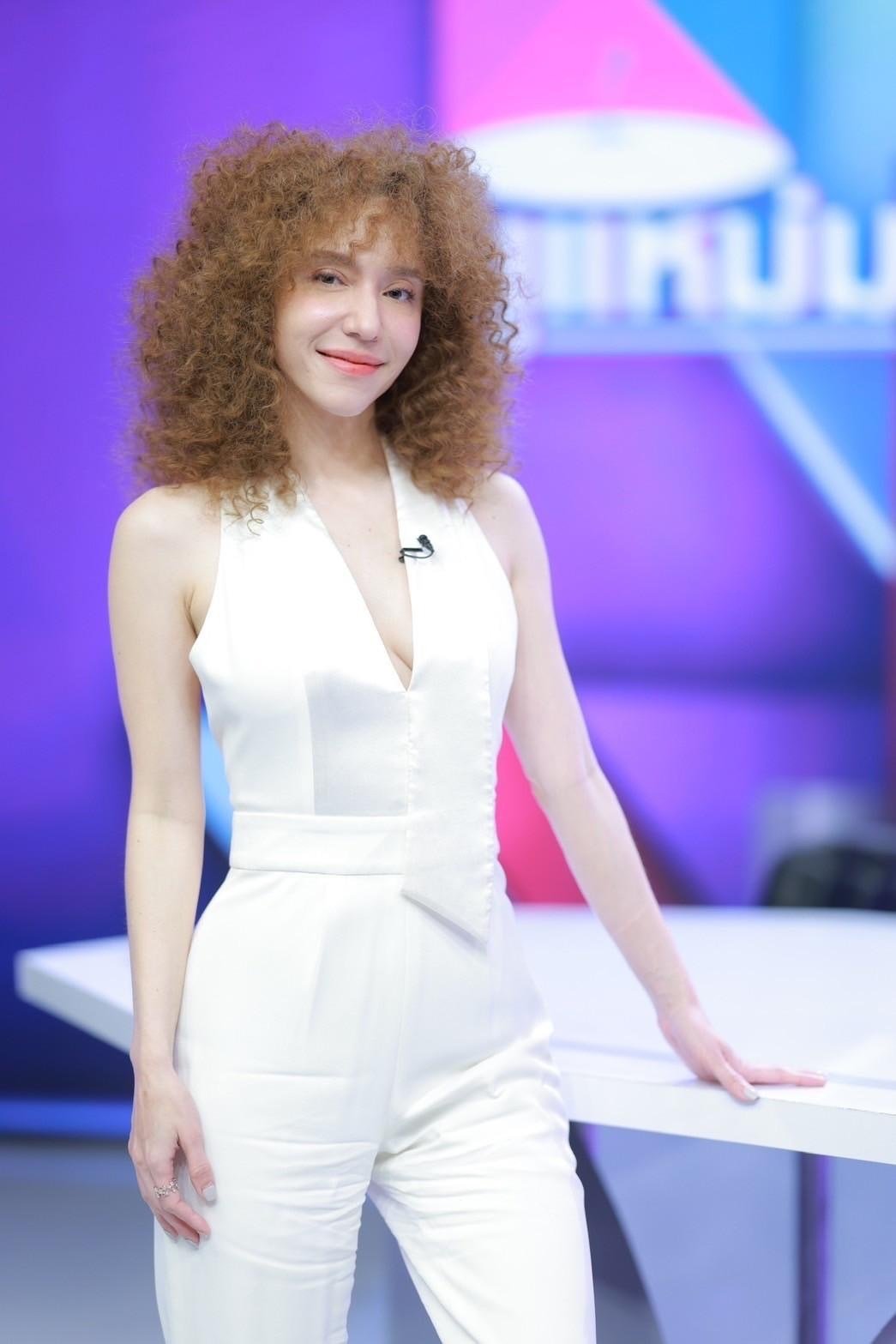 คลาวเดีย จักรพันธุ์
