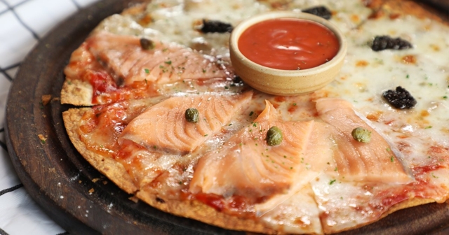 รีวิวร้าน Pizza Rof Boy พิซซ่าแป้งบางกรอบสไตล์เม็กซิกัน