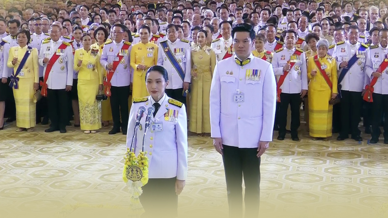 นายกฯและสามี นำครม.ถวายพระพรชัยมงคลในหลวงเนื่องในวันฉัตรมงคล 