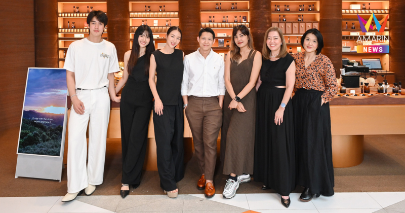 เหล่าคนดังตบเท้าเข้าร่วมสัมผัส Sustainability ของ divana Perfumery สาขา ICS
