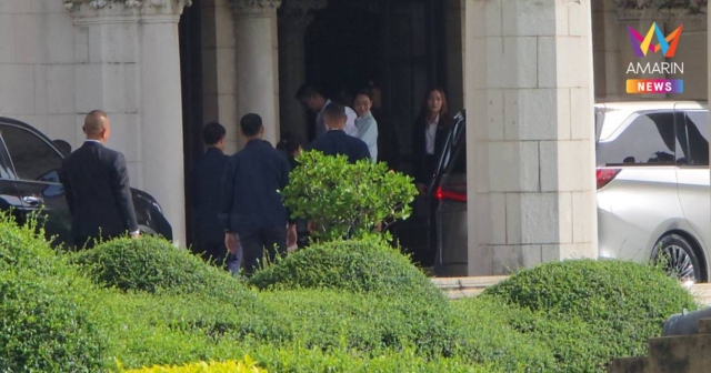 นายกฯ อุ้มลูก-ควงสามี เข้าทำเนียบ ก่อนนั่งหัวโต๊ะประชุม7ผู้ว่าฯ ชายแดน
