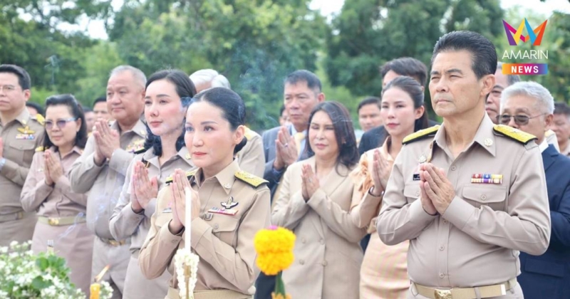 "นฤมล" นำ 2 รมช.ศธ.สักการะสิ่งศักดิ์สิทธิ์ พร้อมสานงานต่อจากรมต.คนก่อน
