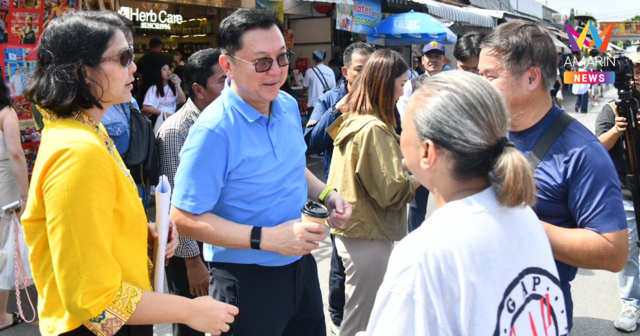 “จตุพร” ลงพื้นที่ตลาดนัดจตุจักร ให้กำลังใจพ่อค้าแม่ค้า ชวนไทยช่วยไทยกระตุ้นเศรษฐกิจ เดินหน้าปรับโฉมตลาดสู่แลนด์มาร์กของไทย