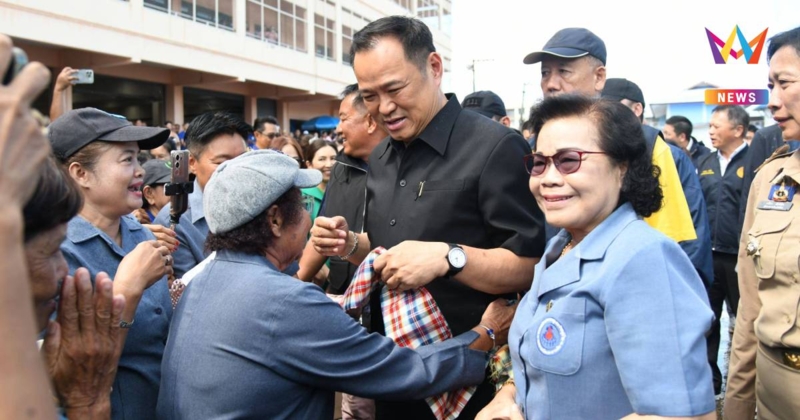 "อนุทิน" ลงพื้นที่น้ำท่วมพิจิตร   ยัน ไม่ละเลยดูแลปชช.