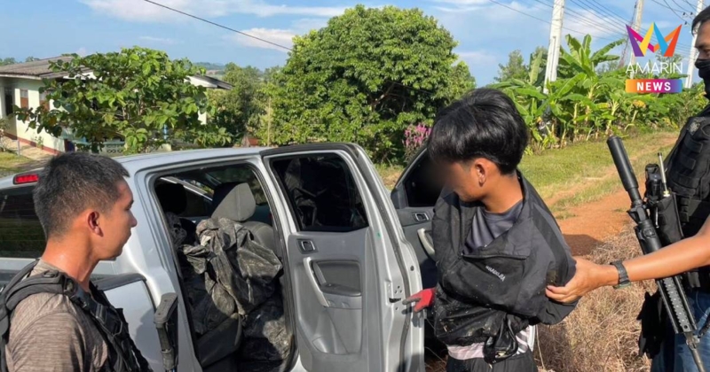 สกัดจับ 2 หนุ่มซิ่งกระบะยิงปะทะจนท. สุดท้ายไม่รอด พบขนยาบ้า 2 ล้านเม็ด