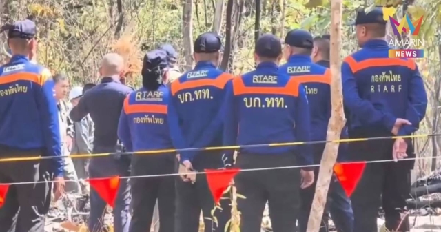 กู้ร่าง 2 นักบินได้แล้ว ชาวบ้านเผย เครื่องบินหัวดิ่งลงพื้นก่อนระเบิด