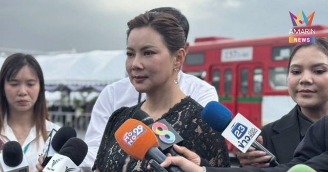 บุ๋ม ปนัดดา ลงพื้นที่โรงครัวมูลนิธิองค์กรทำดี ฝนถล่มหนักก็ไม่หวั่น