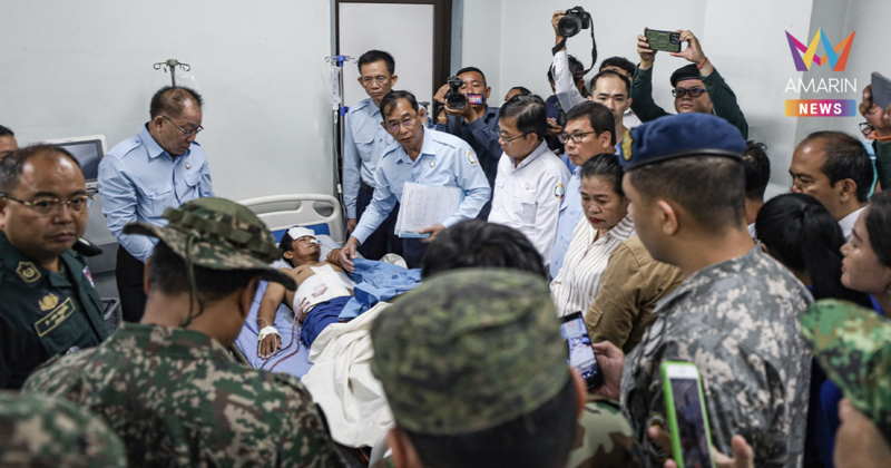 เปิดภาพ กลาโหมกัมพูชาพาคณะ AOT เยี่ยม 2 คนเจ็บ อ้างโดนกระสุนทหารไทย