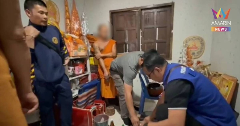 ไม่แผ่ว! ฝ่ายปกครอง อ.นาแก บุกค้นวัดดัง จับพระลูกวัดเสพยาคาผ้าเหลือง