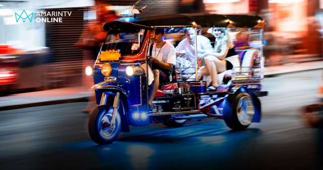 มากกว่ายานพาหนะ คือประสบการณ์ข้ามปี นั่งตุ๊กตุ๊กชมความงามในกรุงเทพฯ