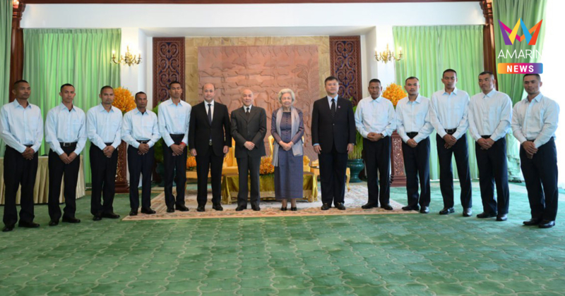 18 ทหารกัมพูชา เข้าเฝ้าฯ "กษัตริย์สีหมุนี" ณ พระราชวังหลวง