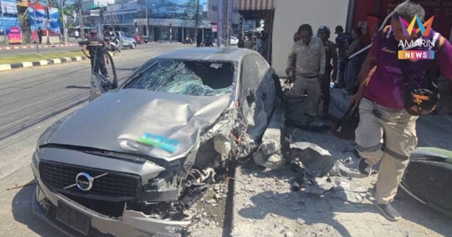 ระทึกกลางภูเก็ต ! หนุ่มใหญ่เมาซิ่งเก๋งป้ายประมูลชนดะ 9 คัน นทท.ตาย 1