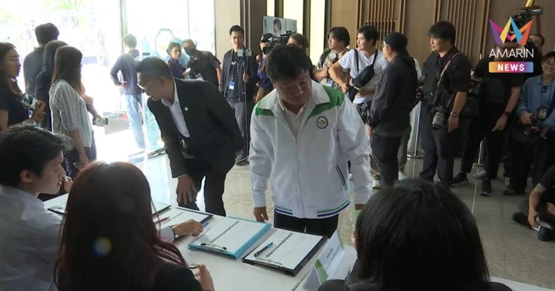 คึกคัก! ว่าที่สส.กล้าธรรม ทยอยเข้าพรรคประชุมเตรียมความพร้อมหลังลต.