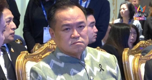 นายกฯ ไม่พร้อมตอบสื่อ บอก 