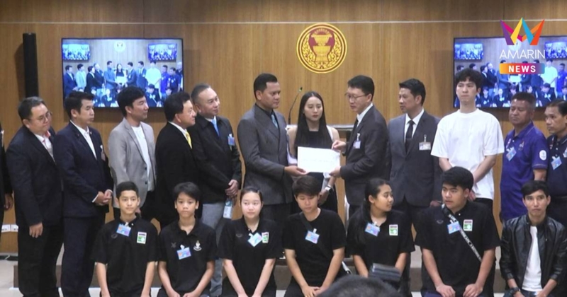 สส.ประชาชนยื่นแก้ พ.ร.บ.การพนัน ปลดล็อก "สนุกเกอร์" ออกจากการพนัน