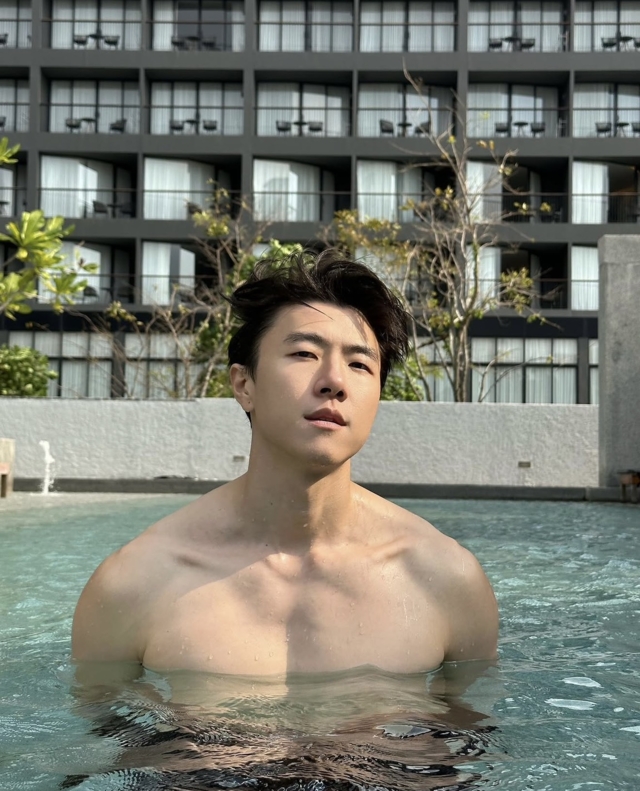 ตี๋มานี่มา! ชี้เป้าความหล่อ "เชา-ชวลิต" ดาวร้ายงานแซ่บ ปราการแสงจันทร์
