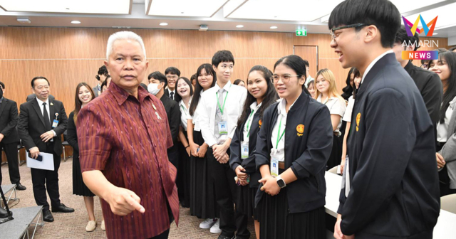 ‘โสภณ’ ทุบโต๊ะสอนใจคนรุ่นใหม่! ลั่นเก่งแต่ไร้เพื่อนไม่มีวันสำเร็จ
