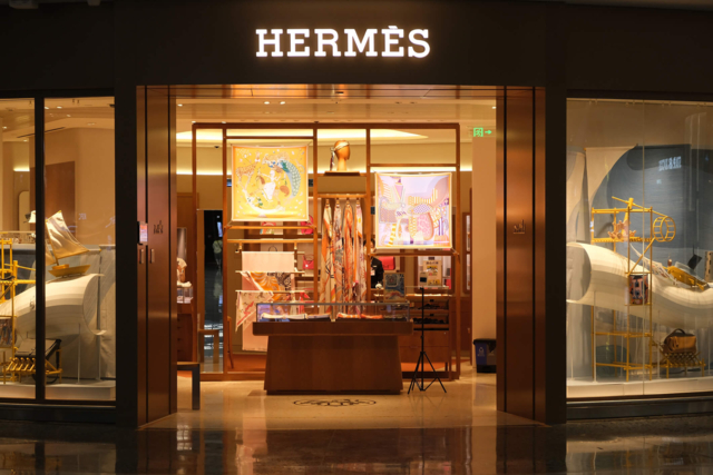 Hermès กับกลยุทธ์ที่ทำให้ Q3/24 ยอดขายพุ่ง 11% กวาดไป 1.3 แสนล้านบาท