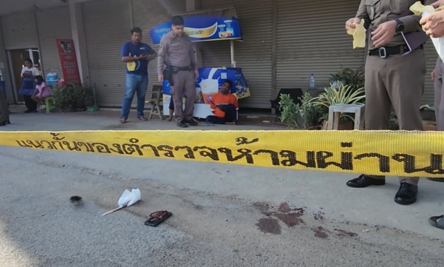 ผัวโหด! กระทืบเมียก่อนกะซวก 5 แผลดับ อ้างโมโหแอบรับงานไซด์ไลน์