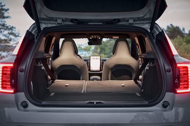 Volvo EX30 Cross Country ห้องสัมภาระท้าย