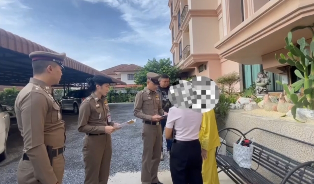บุกรวบ! ป้าเจ้าของหอพัก ผัวอดีตตำรวจ-ลูกสาว คดี “กรรโชกทรัพย์”