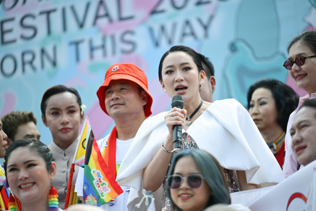 นายกฯ เปิดงาน Bangkok Pride Parade 2025 ร่วมเดินขบวนพาเหรด   