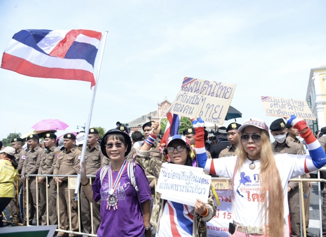 “กองทัพบก” ขอบคุณปชช.ให้กำลังใจทหารปกป้องอธิปไตย