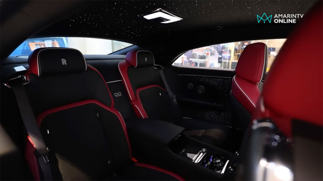 Rolls-Royce Black Badge Spectre รีวิว