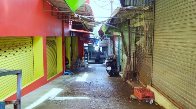 ตลาดการค้าชายแดนบ้านหาดเล็กเงียบเหงา ไม่มีนทท.แม้แต่คนเดียว
