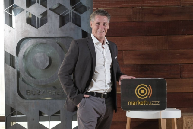 มร.แกรนท์ บาร์โทลี่ ประธานเจ้าหน้าที่บริหาร มาร์เก็ตบัซซ (Marketbuzzz)
