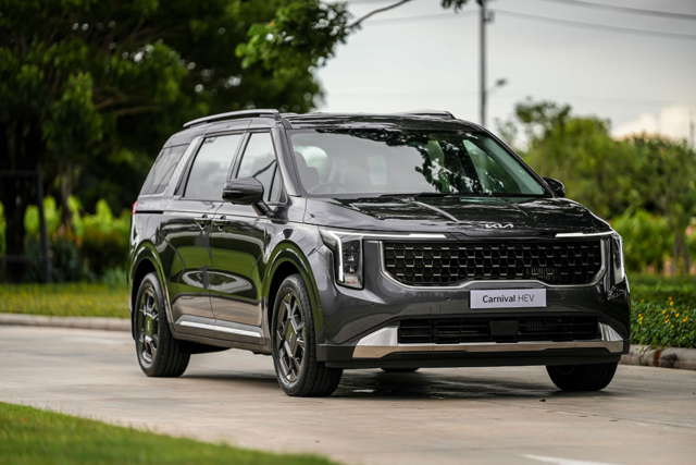 Kia Carnival HEV 7-seat Premium เปิดตัว