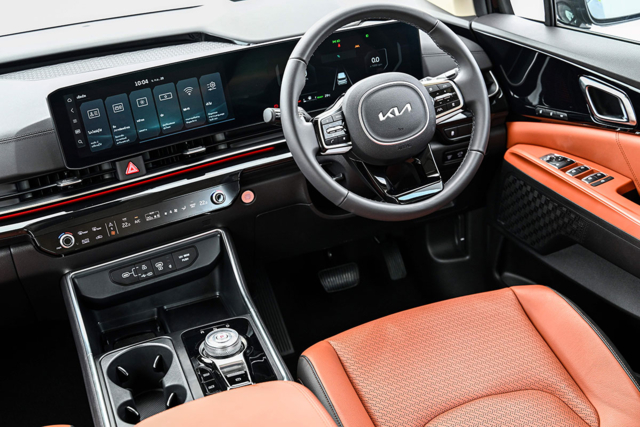 Kia Carnival HEV 7-seat Luxury ภายใน