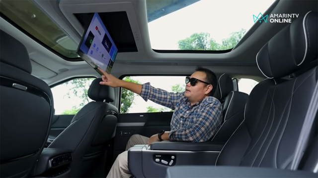 Xpeng X9 Luxury Long Range ที่นั่งแถวสอง