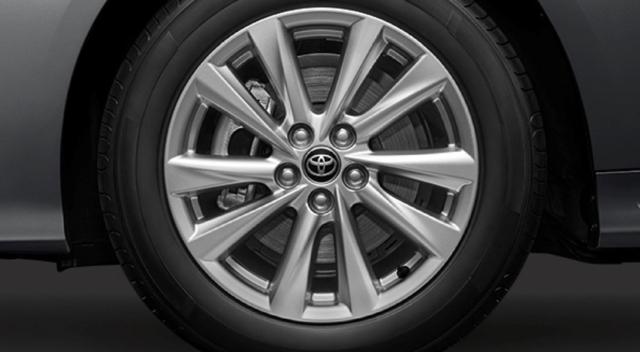 Corolla Altis 1.8G ล้อ