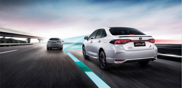 All speed Dynamic Radar Cruise Controlระบบควบคุมและปรับลดความเร็วอัตโนมัติได้ถึง 0 กม.ต่อชม.