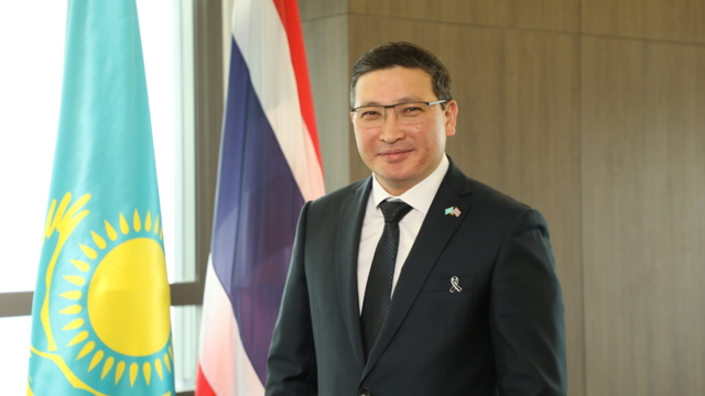  นายมาร์กูลัน ไบมูคัน เอกอัครราชทูตคาซัคสถานประจำประเทศไทย 