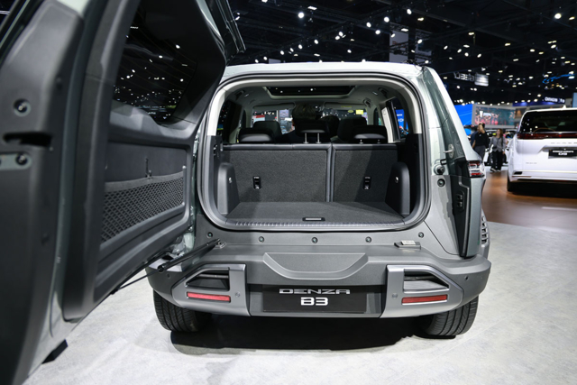 Denza B3 ห้องสัมภาระท้าย