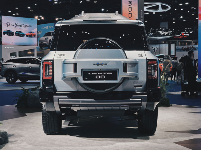 DENZA B8 ยางอะไหล่ด้านท้าย