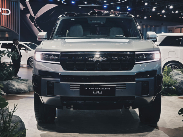 DENZA B8 ด้านหน้า