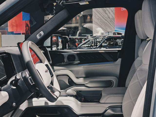 DENZA B8 เบาะคู่หน้า