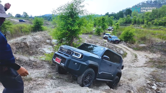 Toyota Land Cruiser FJ ทางออฟโรด