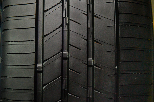ลายดอกยาง DUNLOP SPORT MAXX LUX